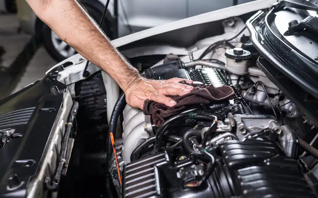 1 min chrono pour comprendre le moteur V12