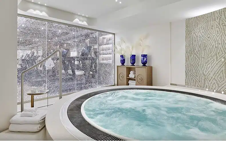 Spa La réserve Beaulieu bain remous