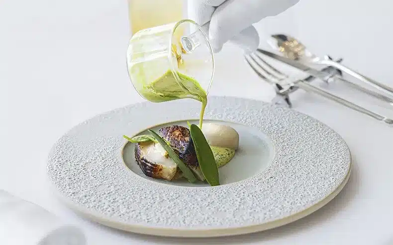 TOP des restaurants 3 étoiles Le Louis XV plat