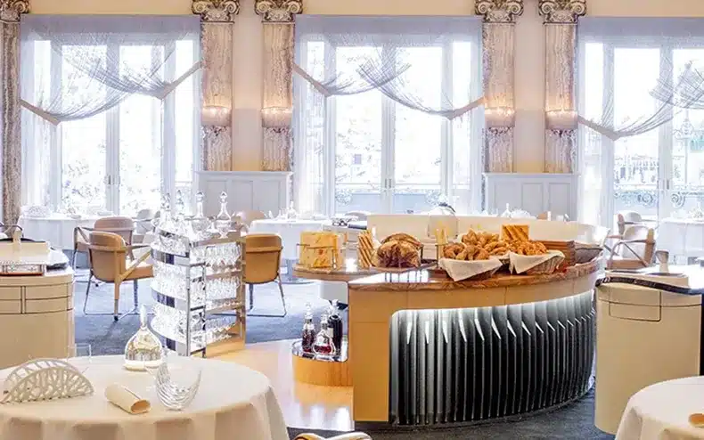 TOP des restaurants 3 étoiles alain ducasse salle