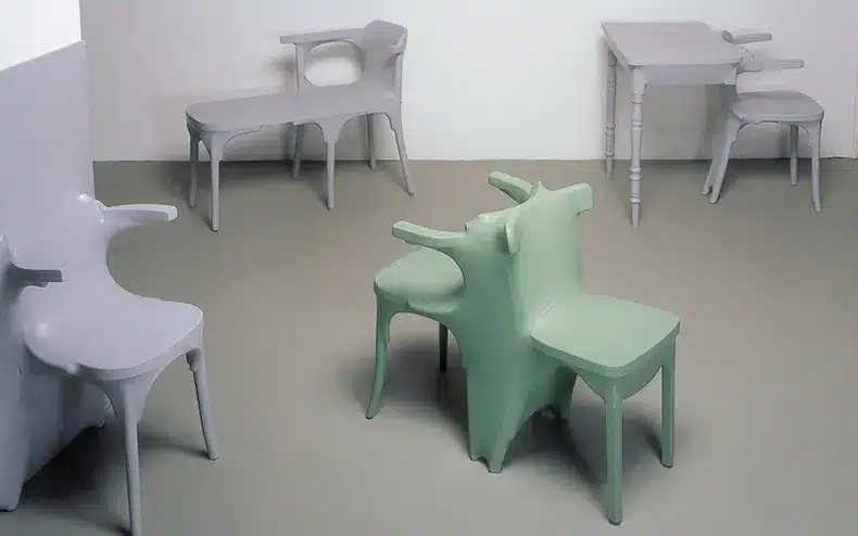 design spéculatif et objets du futur chaises modernes
