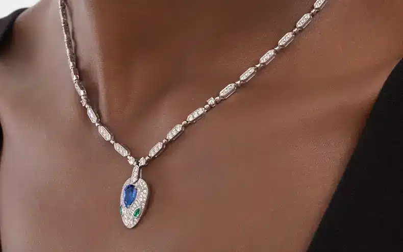 émeraude Bulgari collier Serpenti Diva’s Dream