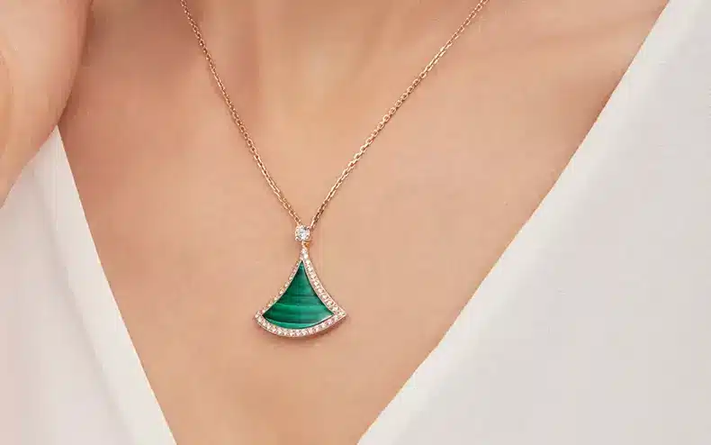 pierre emeraude Bulgari collier Serpenti Diva’s Dream