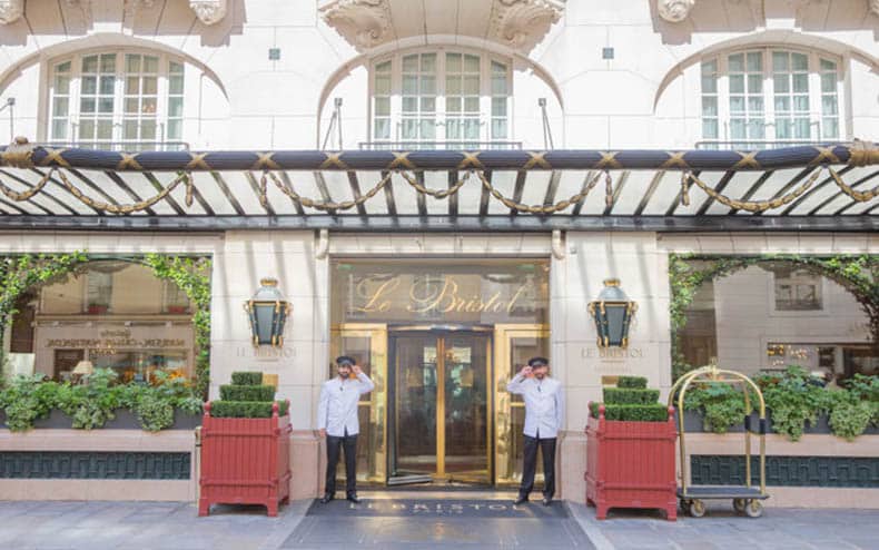 palace le bristol