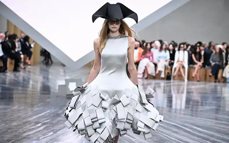 Jonathan Anderson parcours collection