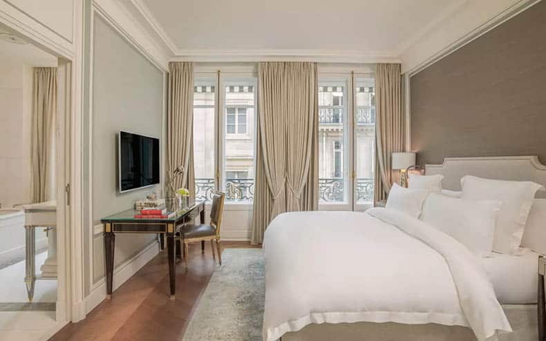 palace le crillon chambre