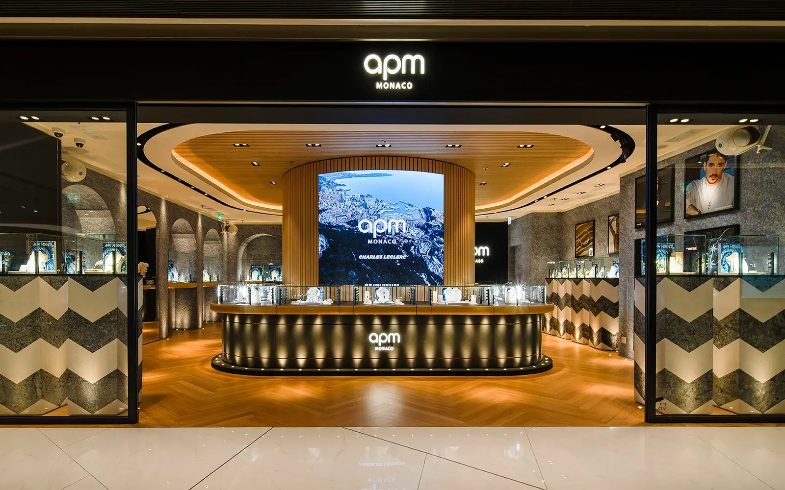 APM Monaco boutique