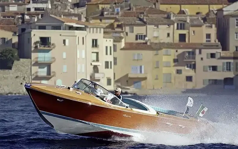 modèles Riva Aquarama Special modèles Riva collectionneurs Aquarama Special