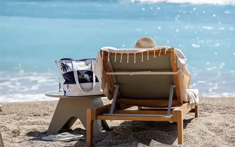 plages privées French Riviera la note bleu